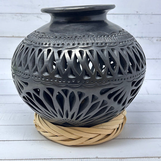 Jumbo Cantaro vase (Barro Negro/black clay)