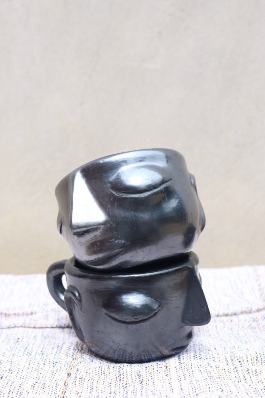 Face mug (Barro negro)